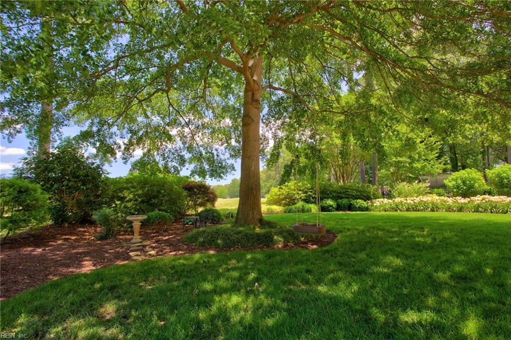 1006 Seville DR