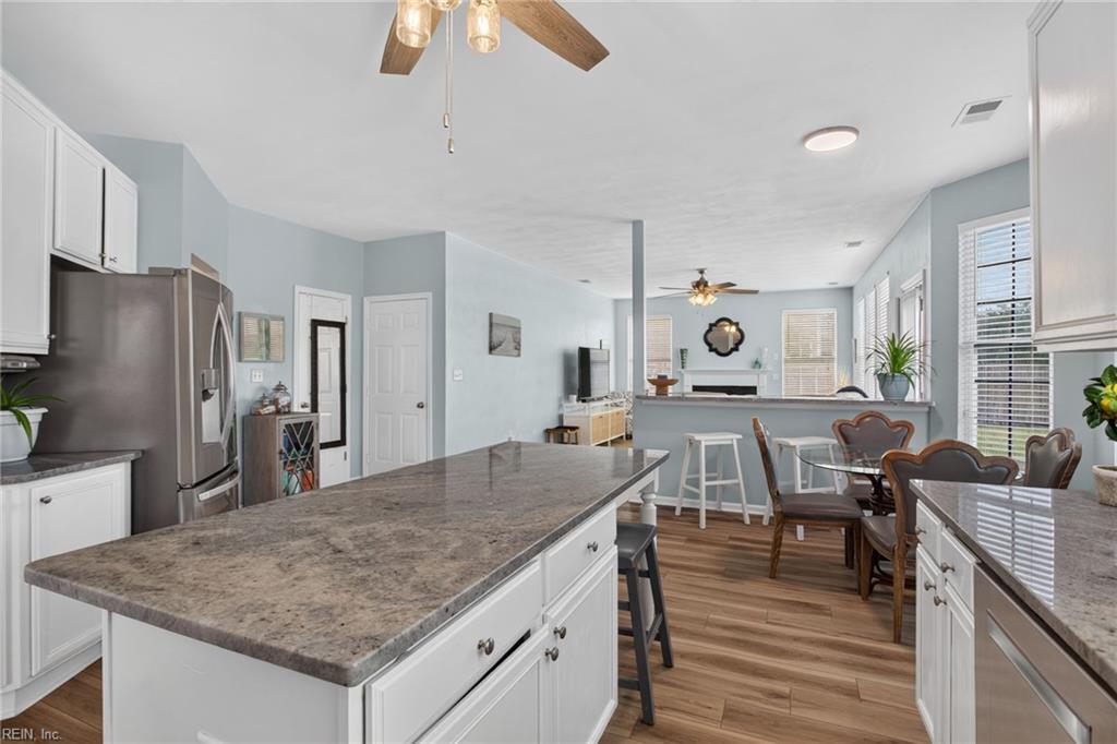 3232 Joplin LN