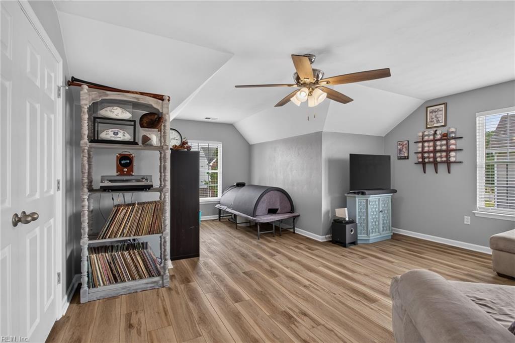 3232 Joplin LN