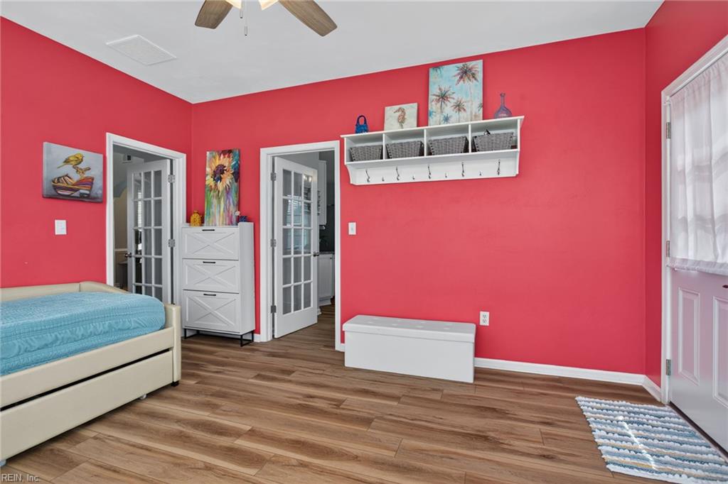 3232 Joplin LN