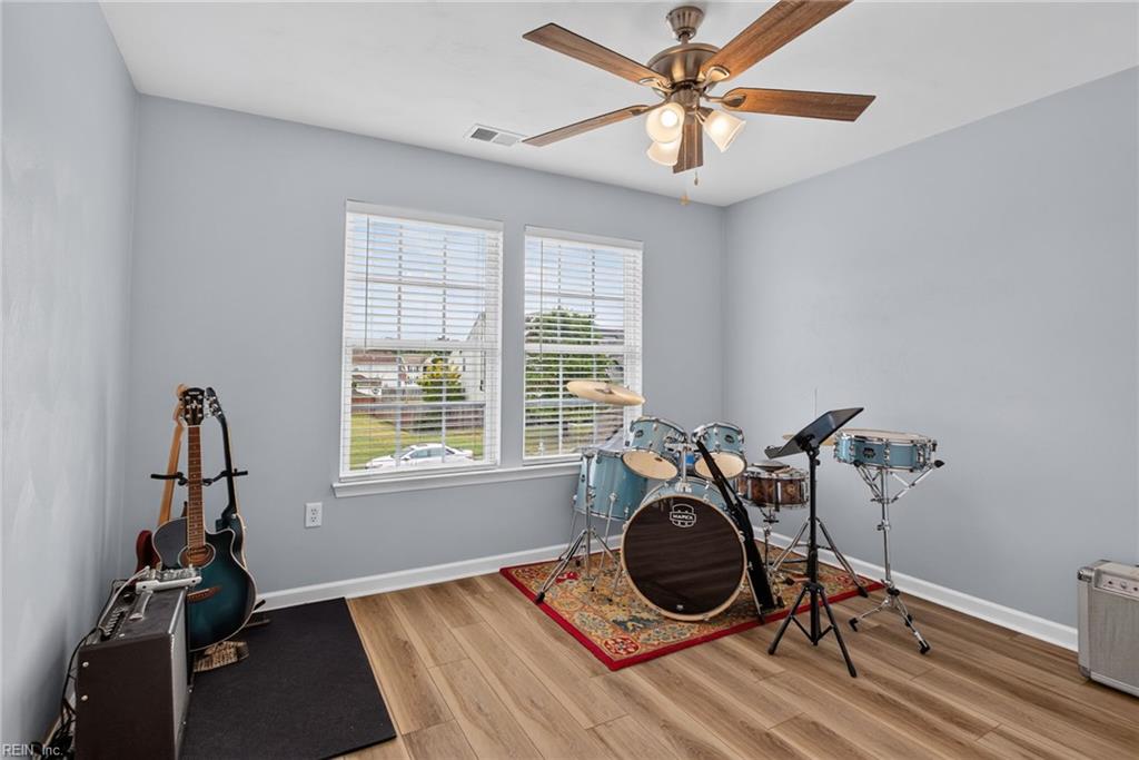 3232 Joplin LN