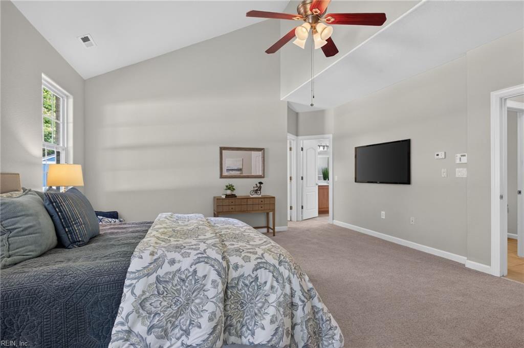 204 Castleberry DR