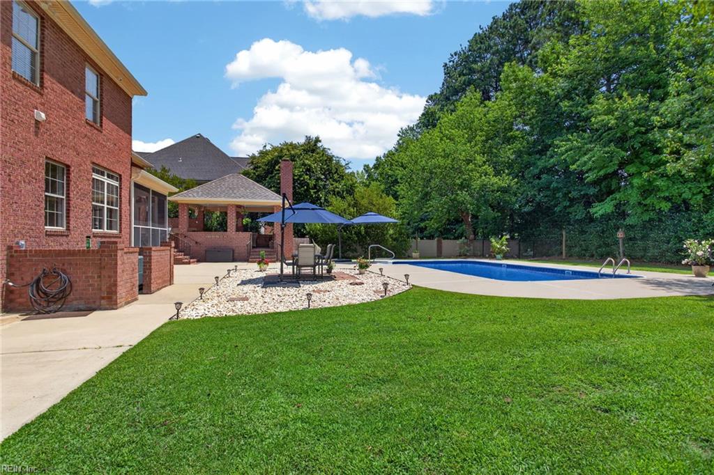129 Greengable WAY