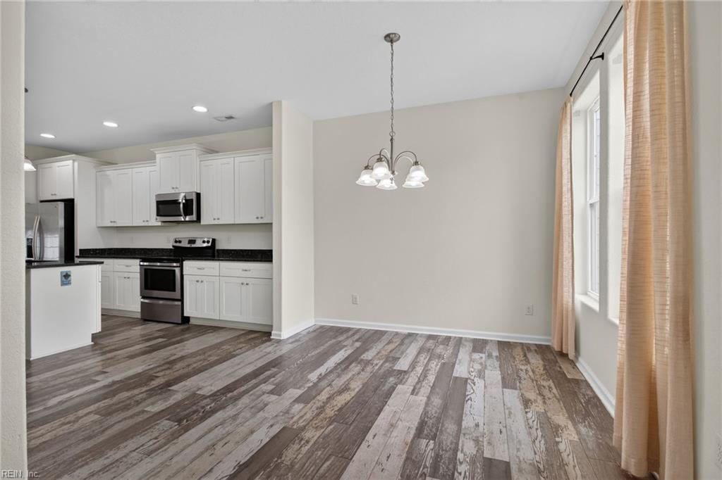 937 E Ocean View AVE