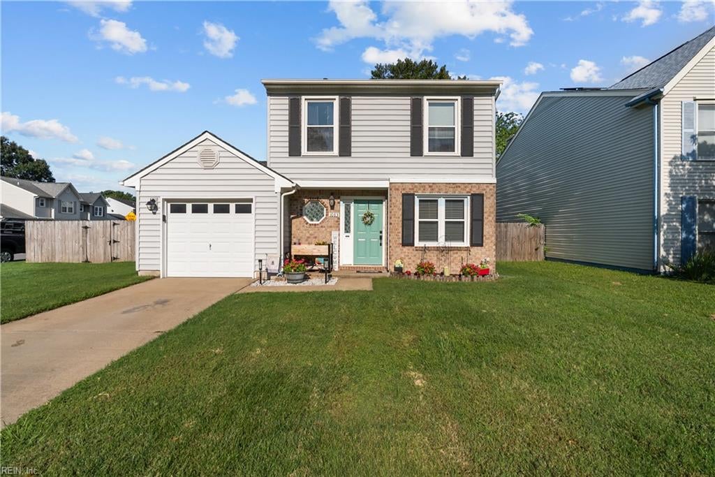 1083 Thompkins LN