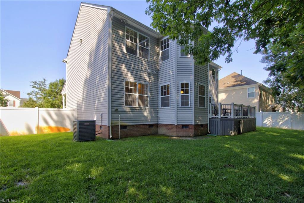 1944 Breck AVE