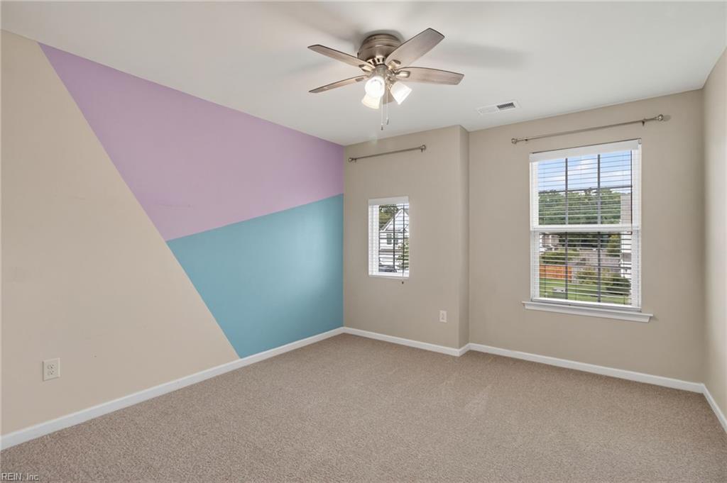 604 Schaefer AVE