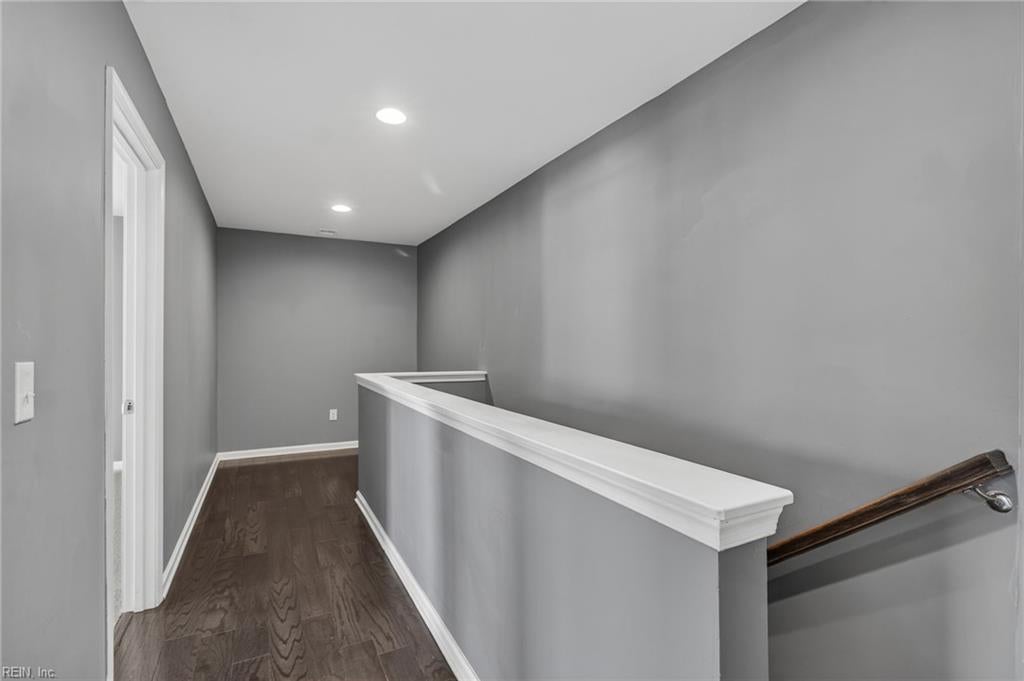 604 Schaefer AVE