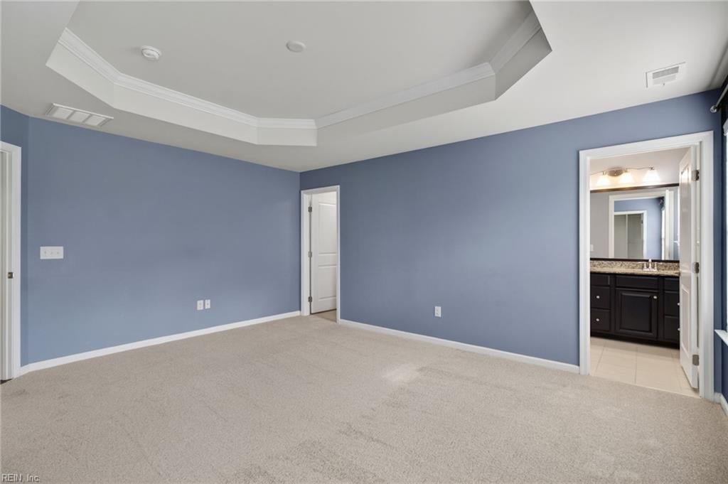 604 Schaefer AVE