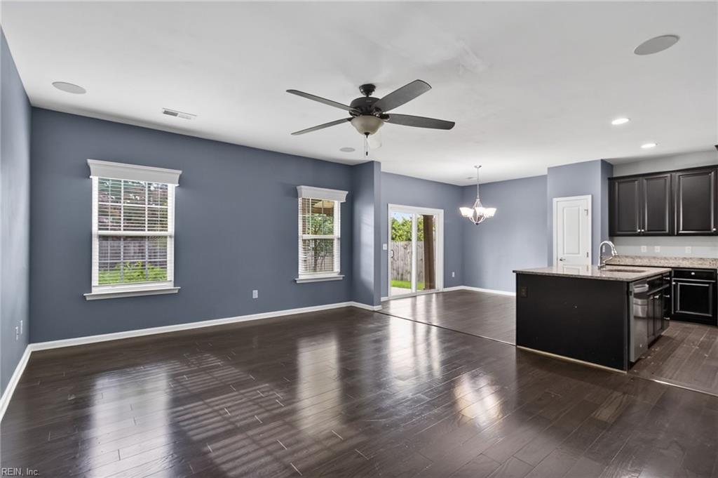 604 Schaefer AVE