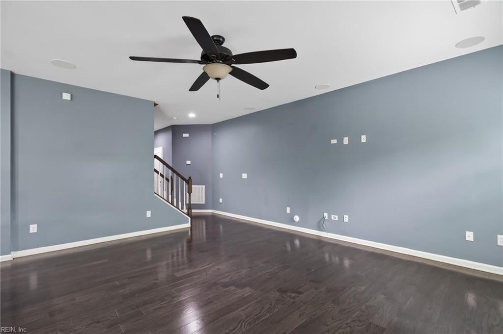 604 Schaefer AVE