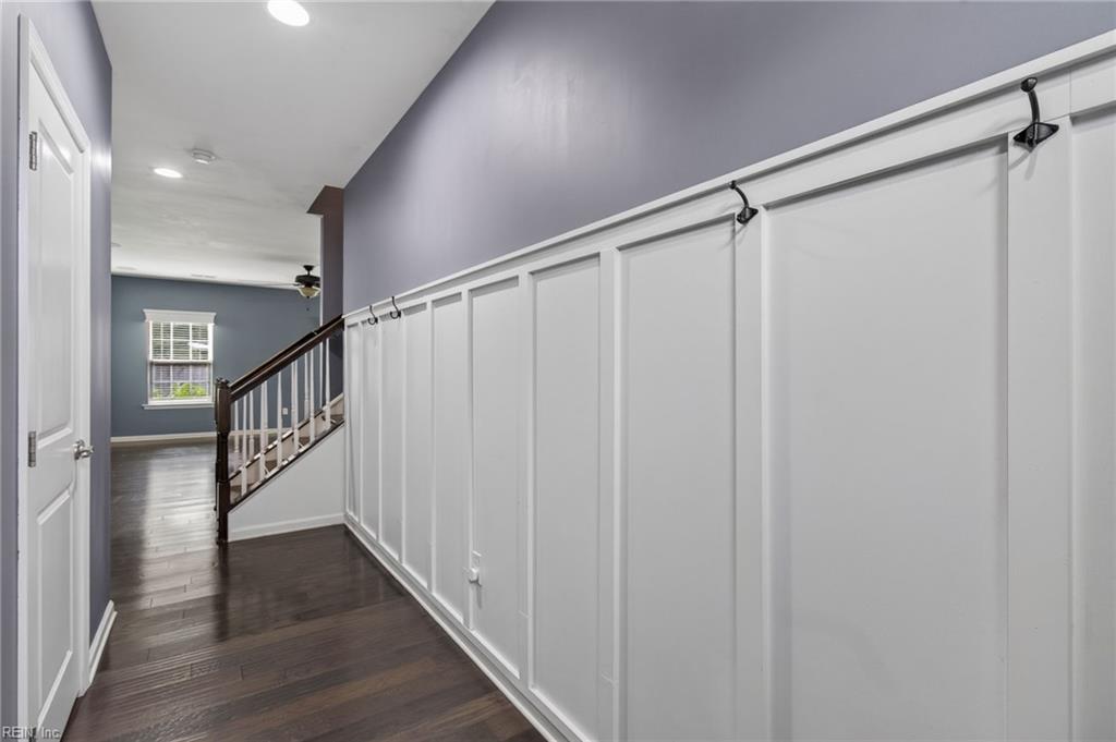 604 Schaefer AVE