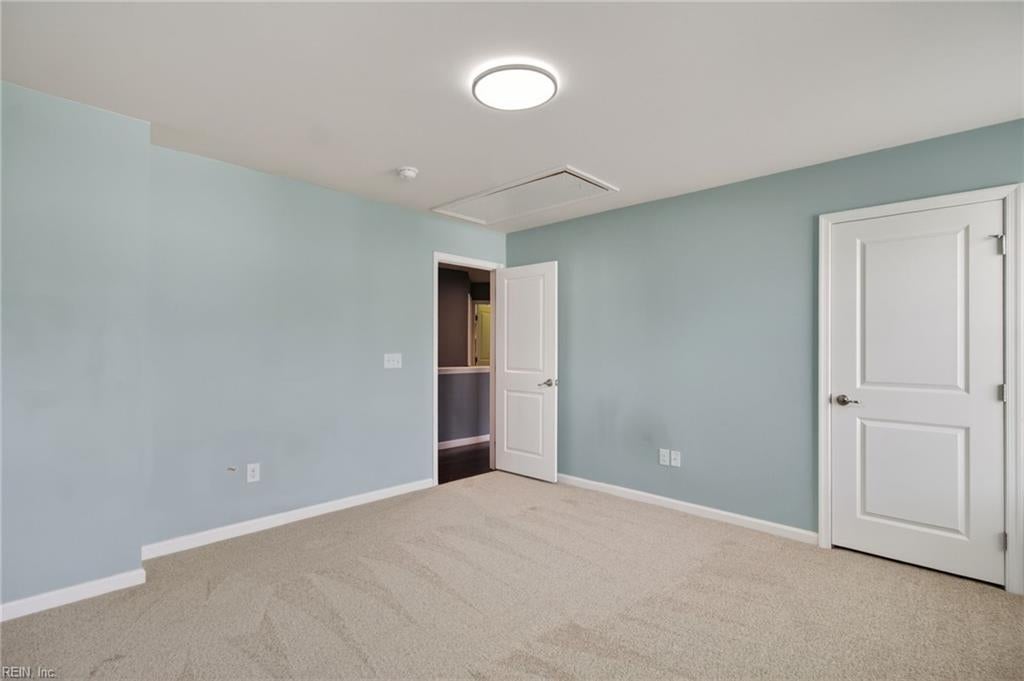 604 Schaefer AVE