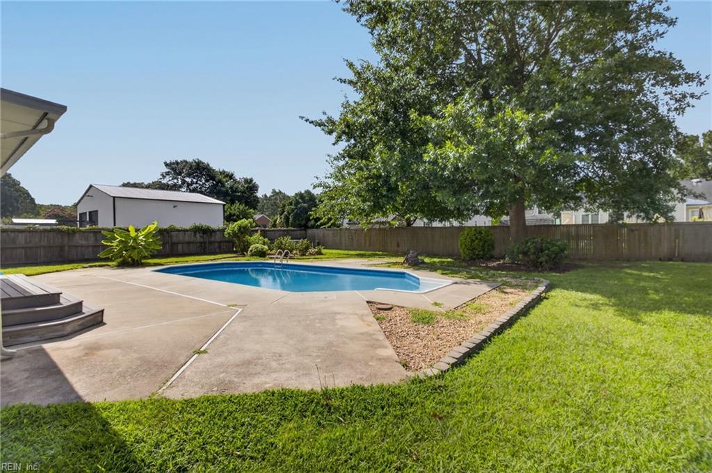 711 Waterstock CT