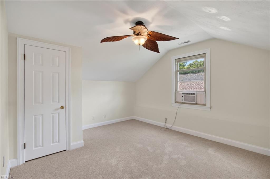 711 Waterstock CT