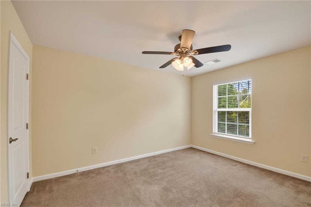 1617 Banff CT
