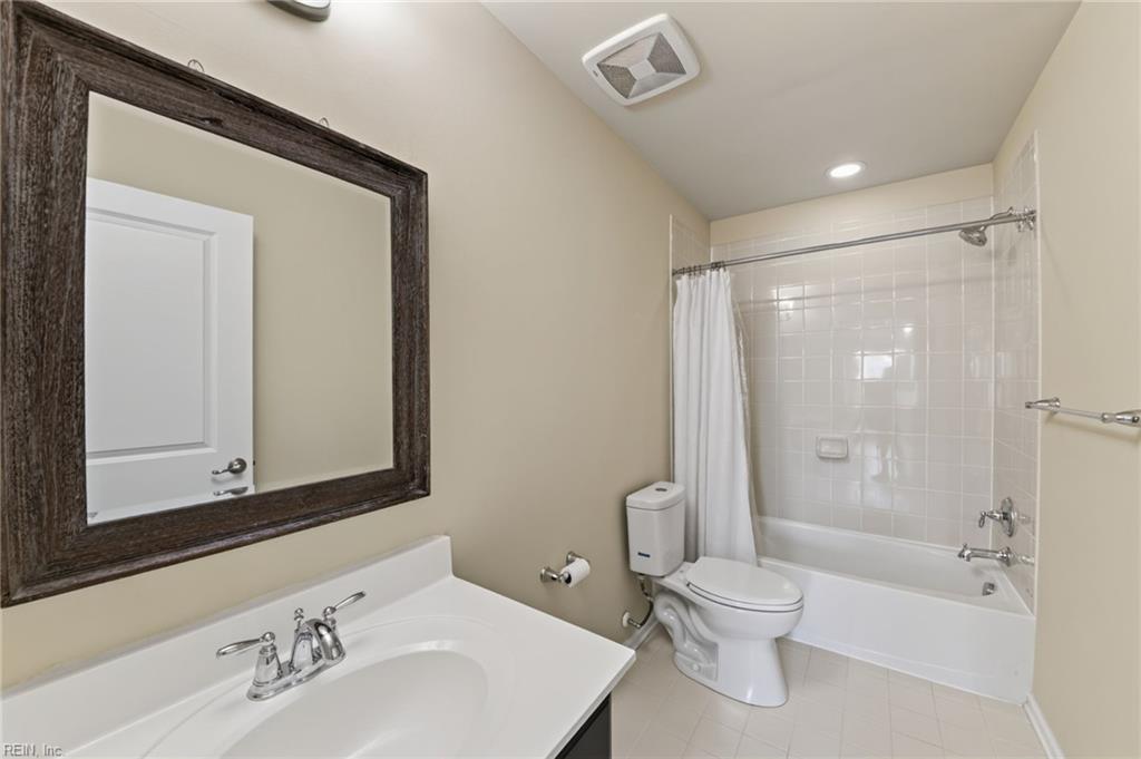 1617 Banff CT