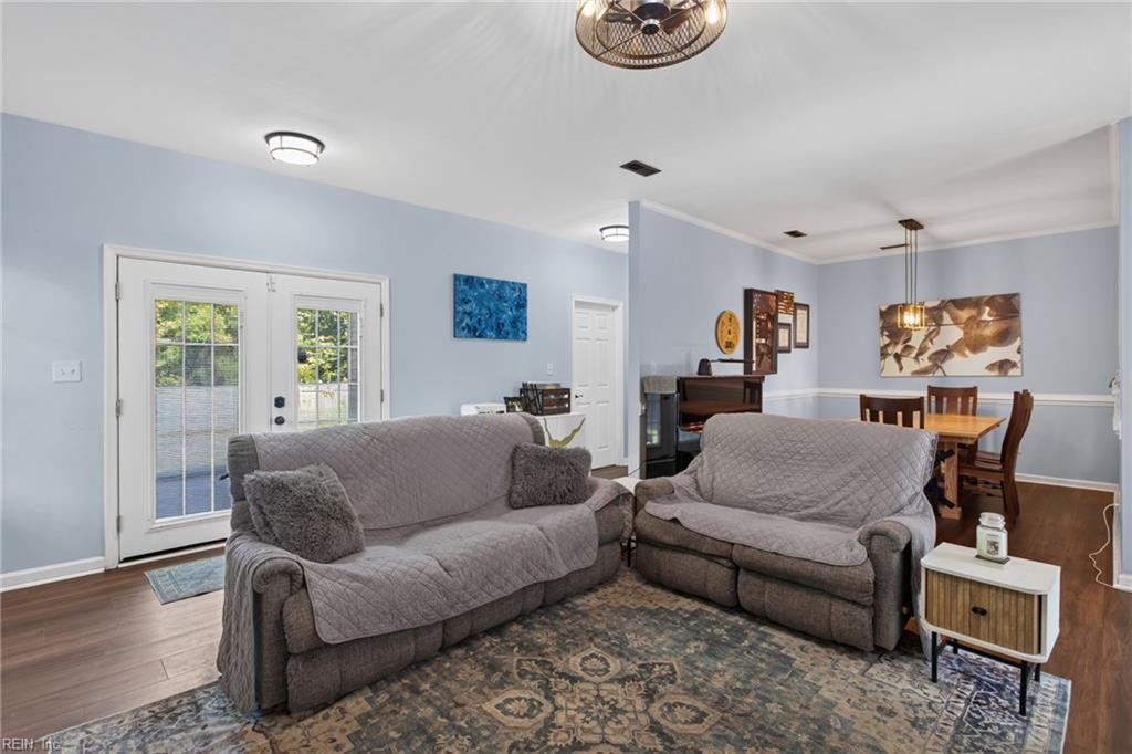 462 Weeping Cedar TRL