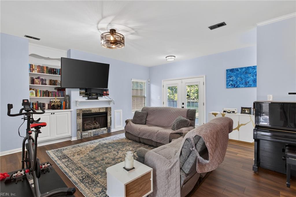462 Weeping Cedar TRL