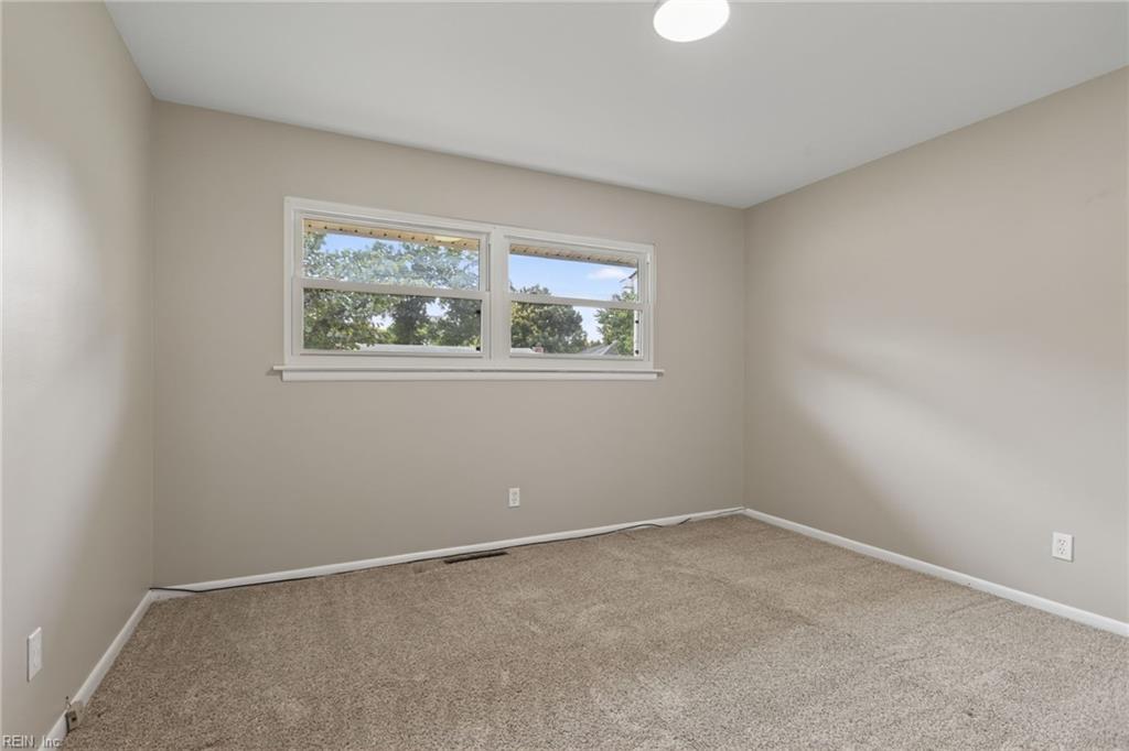 2624 Powell CIR