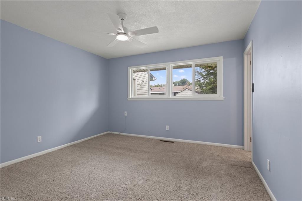 2624 Powell CIR