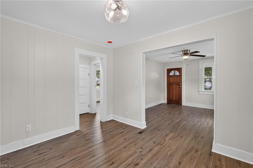 939 Hamilton AVE