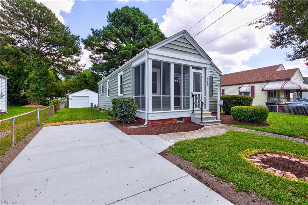 939 Hamilton AVE