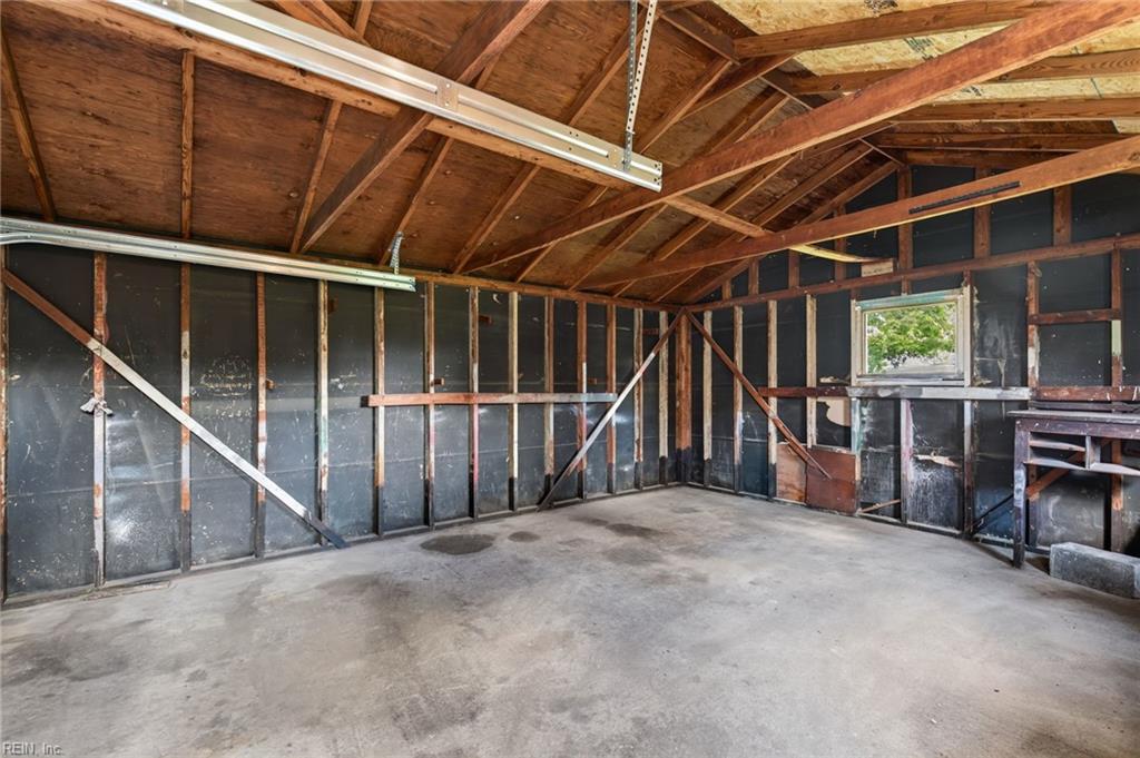 939 Hamilton AVE