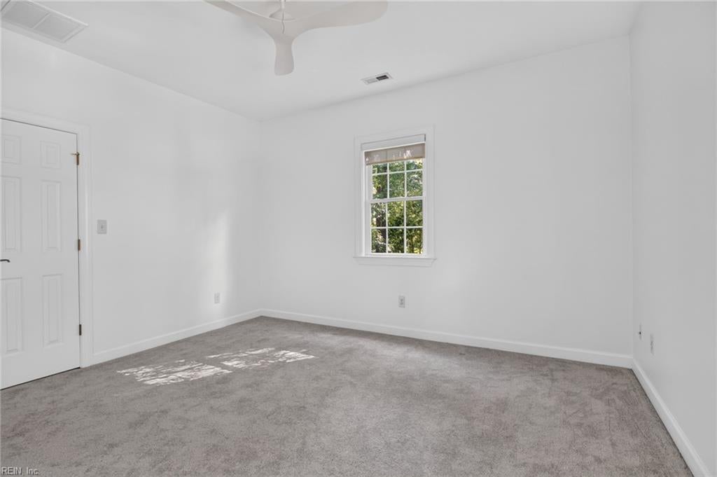 147 Country Club DR
