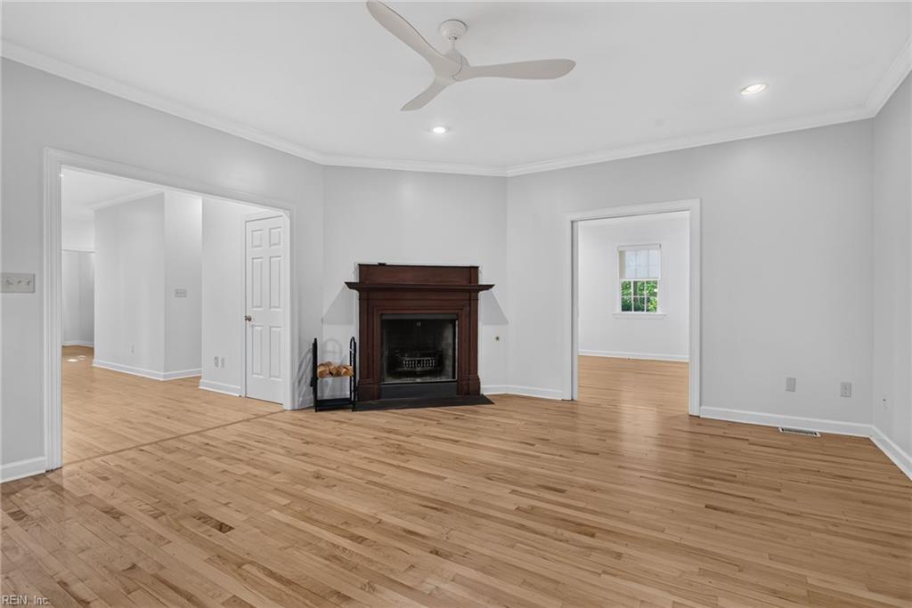 147 Country Club DR