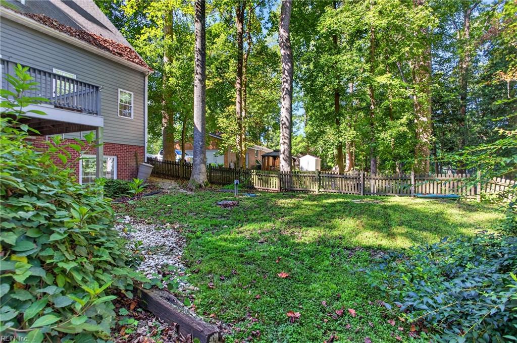 147 Country Club DR