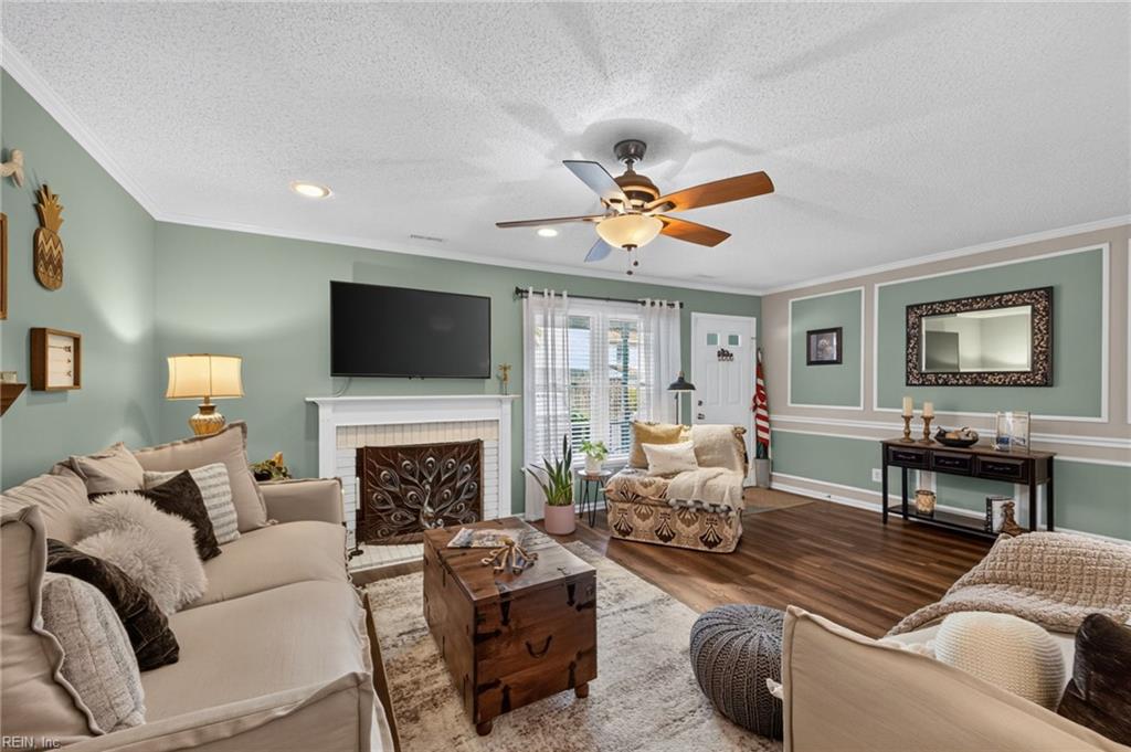 508 Pine Tops CT