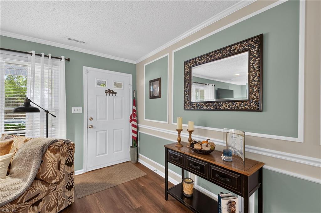 508 Pine Tops CT