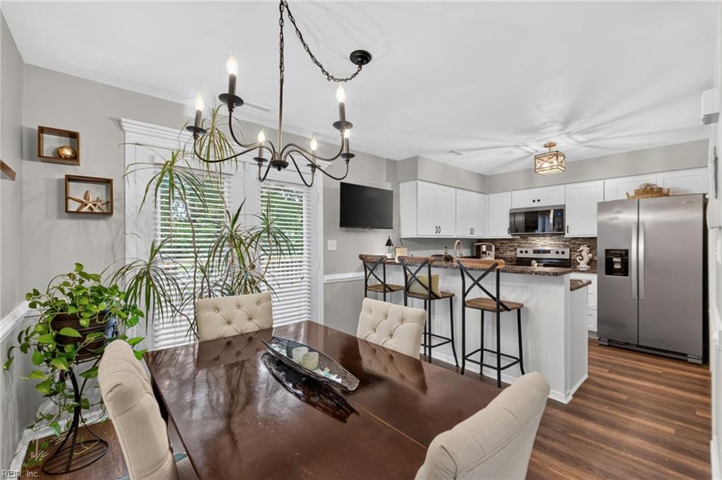 508 Pine Tops CT