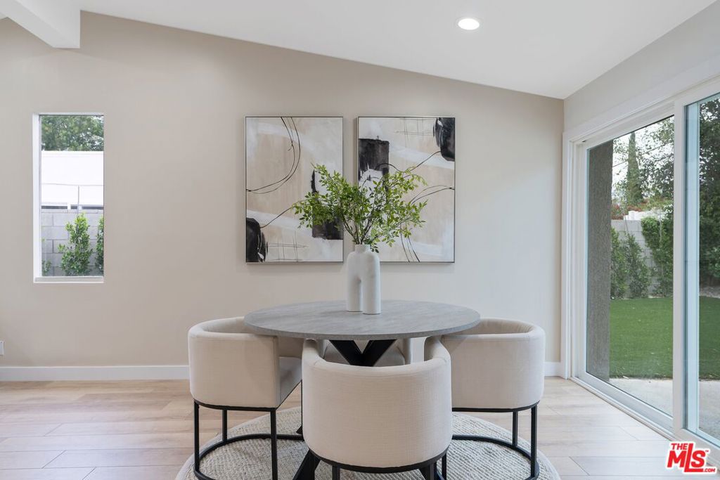 22832 Cantlay Street