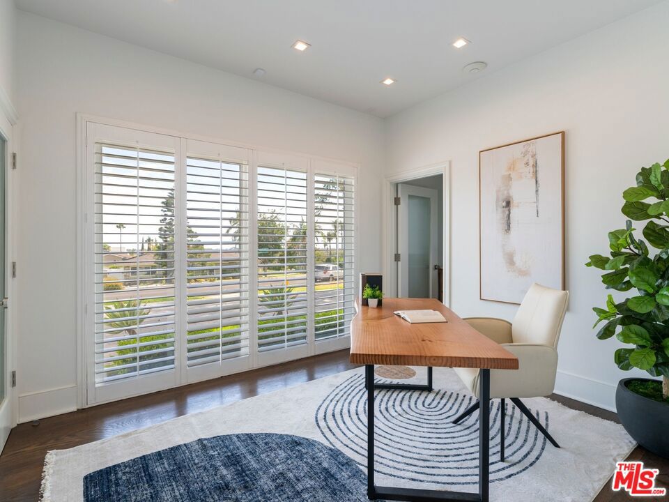 9700 Portada Drive