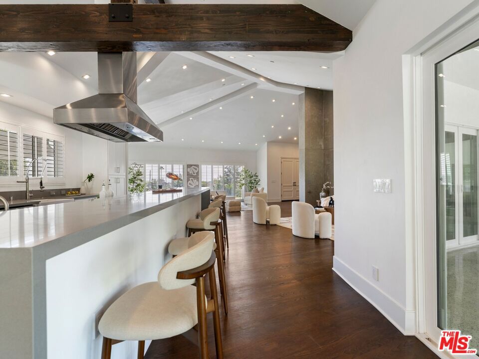 9700 Portada Drive