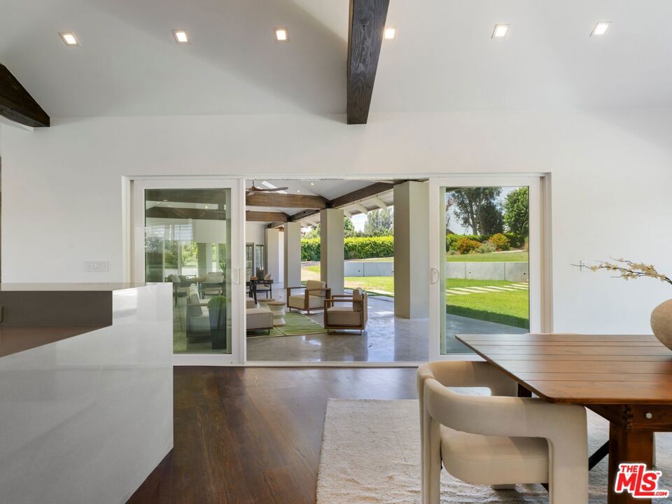 9700 Portada Drive