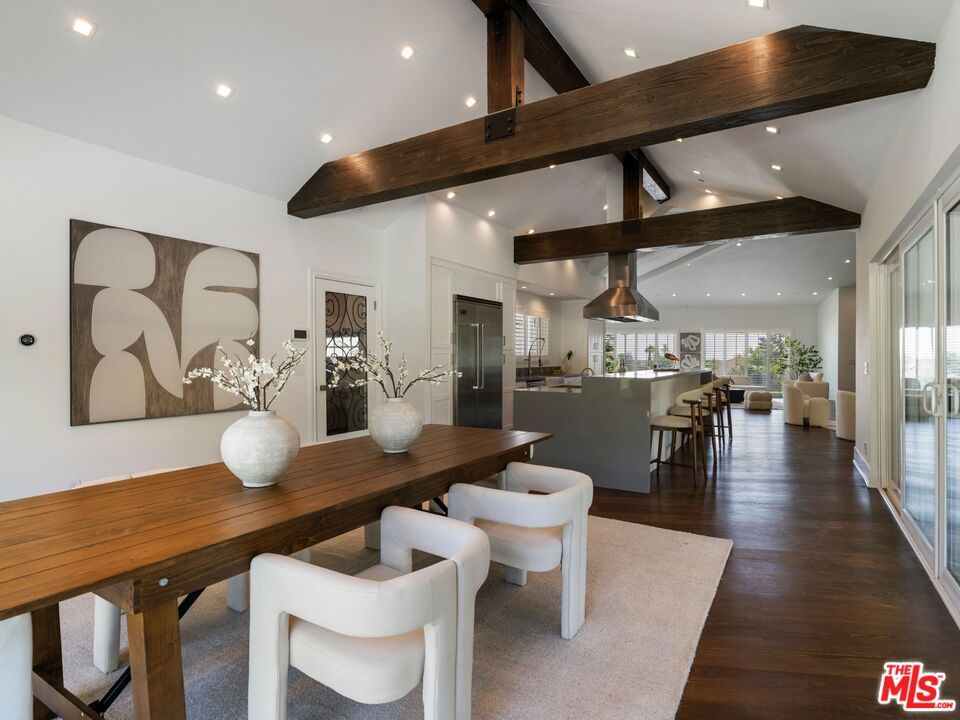 9700 Portada Drive