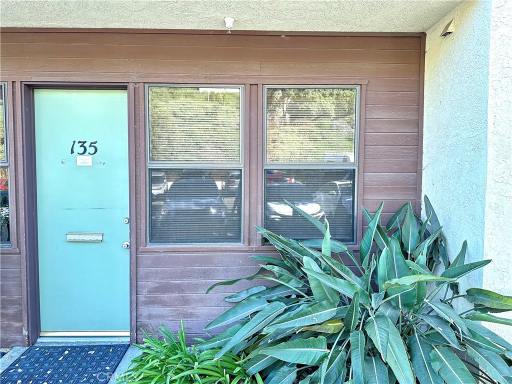 657 Camino De Los Mares