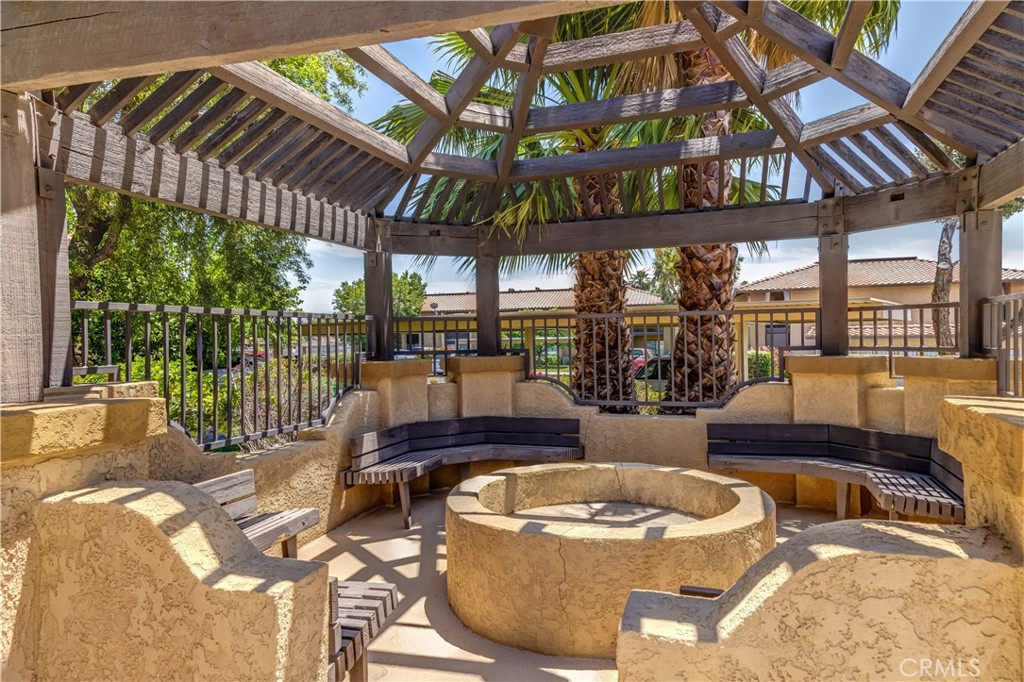 31200 Landau Boulevard 2712