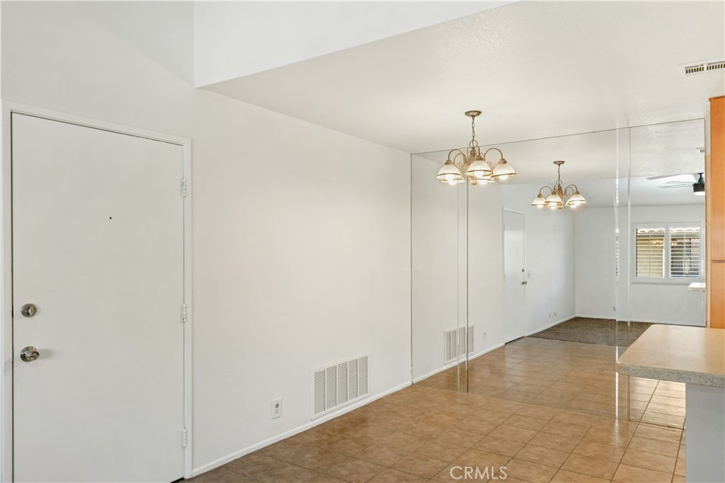 31200 Landau Boulevard 2712