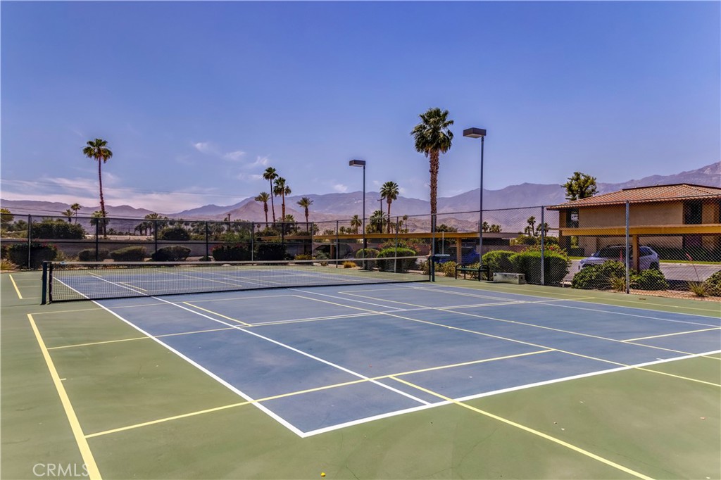 31200 Landau Boulevard 2712