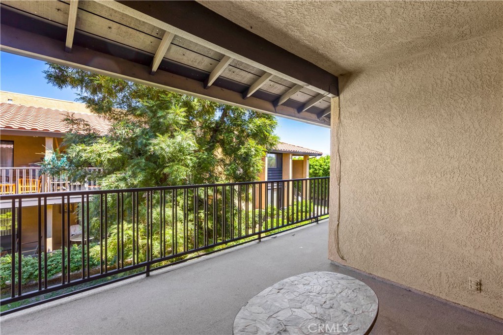 31200 Landau Boulevard 2712