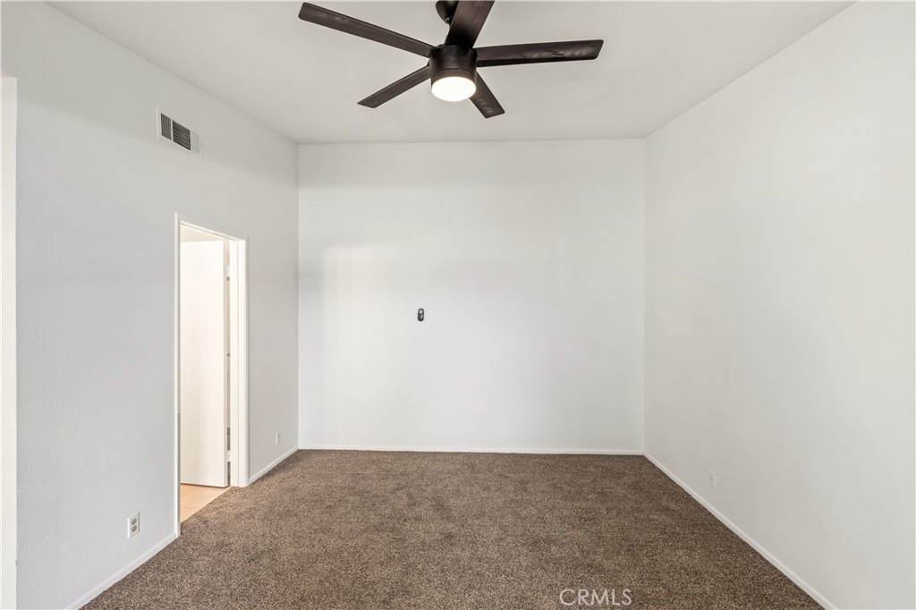 31200 Landau Boulevard 2712