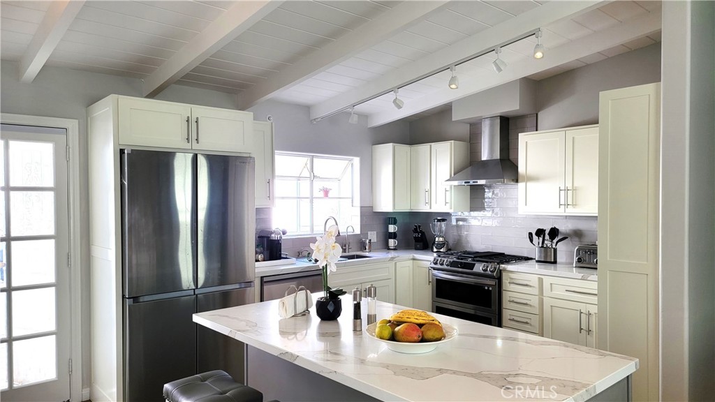 163 W Avenida Alessandro