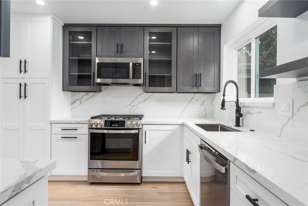 33035 Lighthouse Court