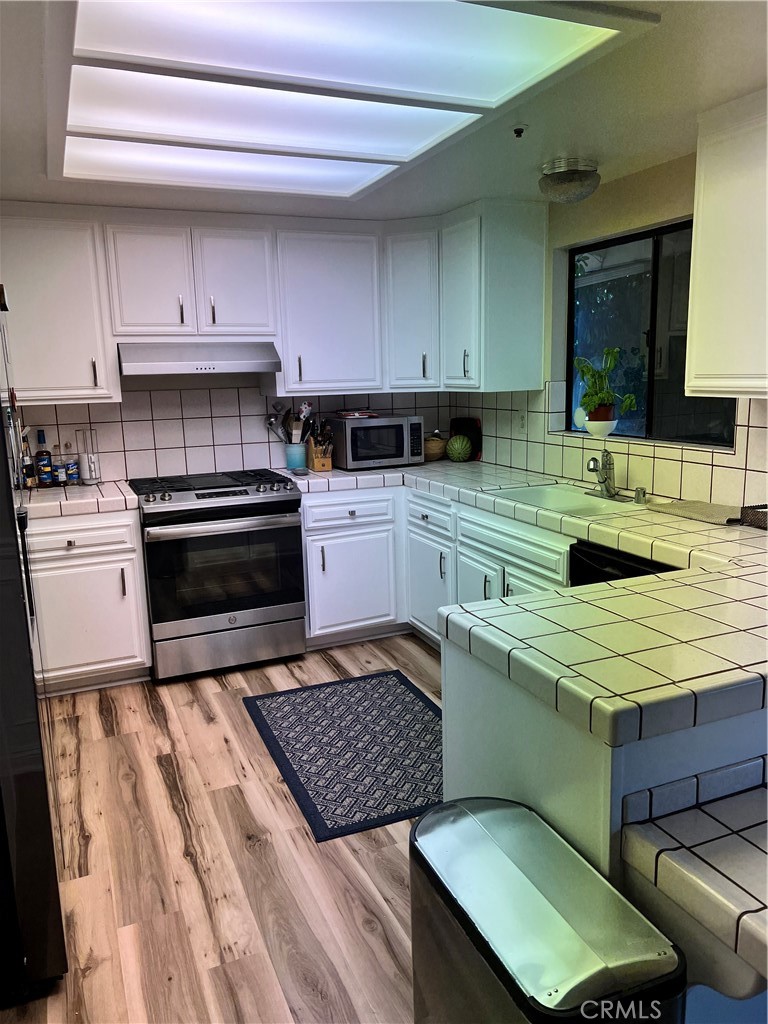 168 Avenida Junipero W