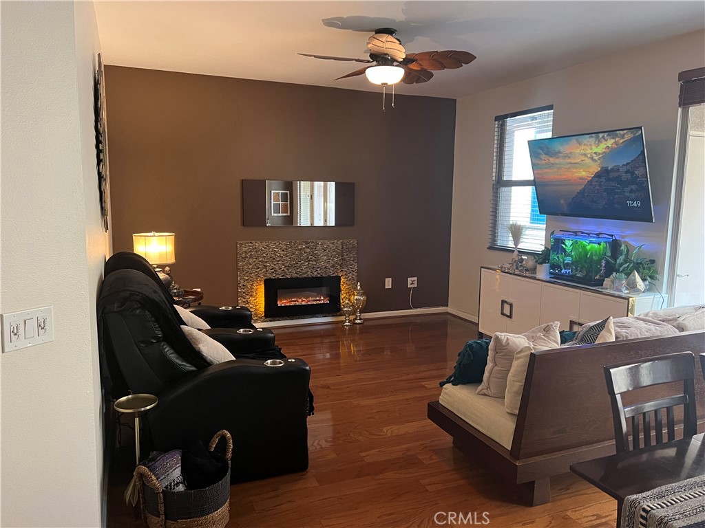 201 E Angeleno Avenue 309