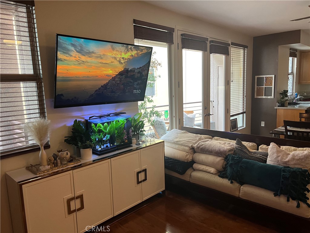 201 E Angeleno Avenue 309